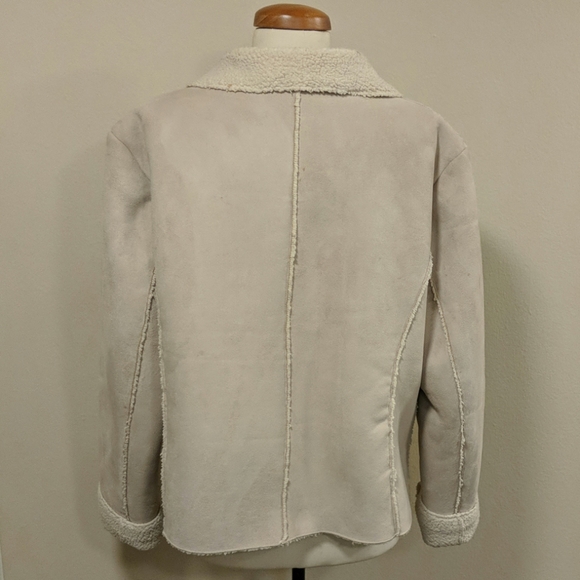 Outerwear warm soft  jacket by Chico's - Picture 4 of 8